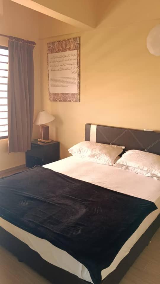 Bidadari Lagoon 4 Islamic Homestay Port Dickson Exteriör bild